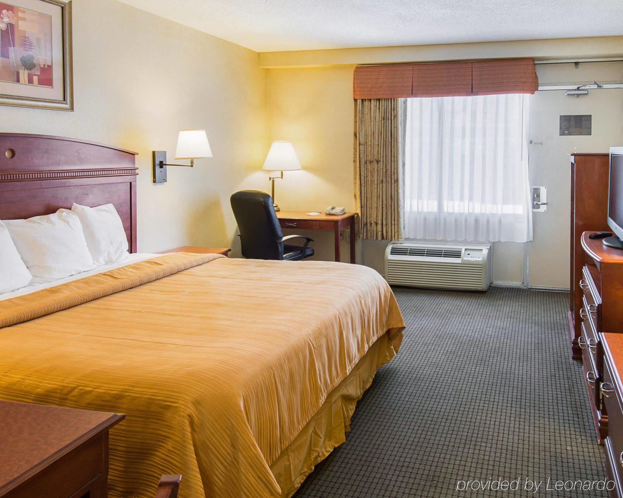 Quality Inn Takoma Park Luaran gambar